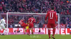 Bayern Munich sukses menaklukkan Werder Bremen dengan skor 4-2 berkat brace Thomas Mueller dan Robert Lewandowski juga dua assist ...