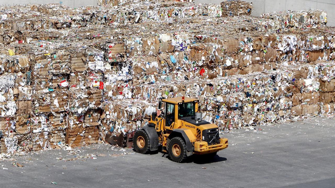Pulau di Thailand Ini Olah Sampah Plastik dan Dijual ke Swiss