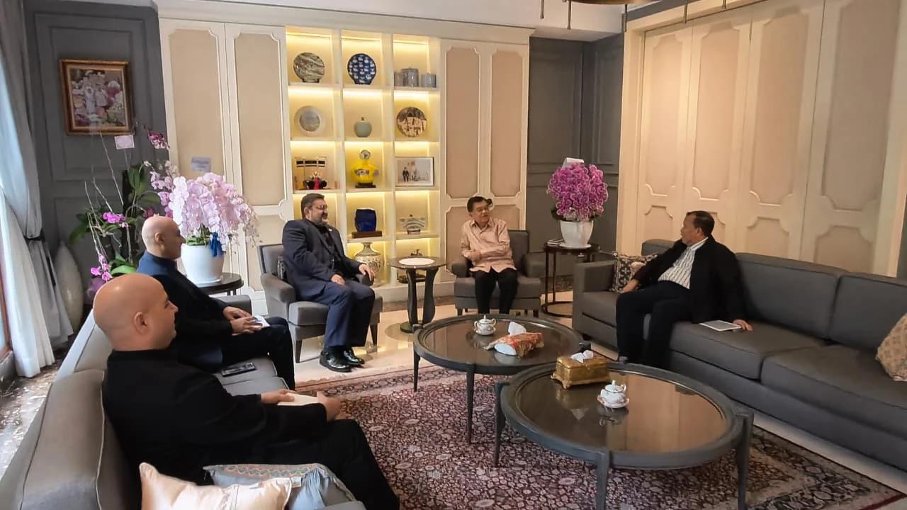Jusuf Kalla Terima Kunjungan Dubes Iran, Bahas Situasi Terkini dan Peluang Mediasi Indonesia