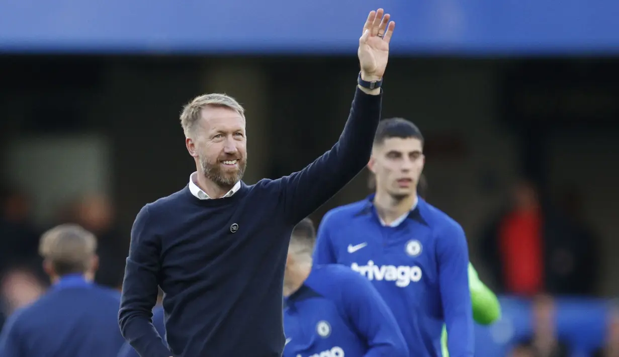 Hasil ini membuat Chelsea kini berada di posisi keempat klasemen Premier League 2022/2023 dengan 16 poin. The Blues mulai terlihat nyaman dengan ide sepak bola baru yang dibawa manajer Graham Potter. (AP/David Cliff)
