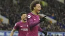 Pemain Manchester City, Leroy Sane membuka keran gol timnya pada menit ke-4’ saat melawan Everton pada lanjutan Premier League di Goodison Park, Liverpool, (31/3/2018). Manchester City menang 3-1. (AP/Rui Vieira)