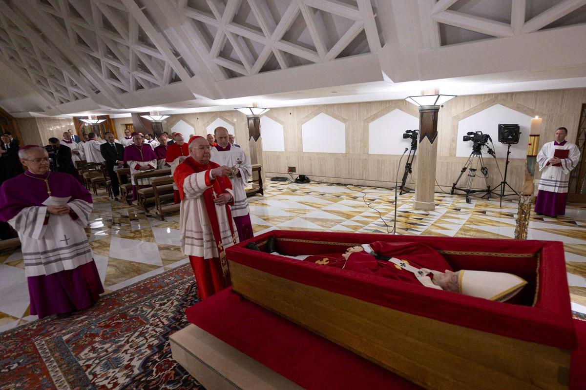 Jenazah Paus Fransiskus