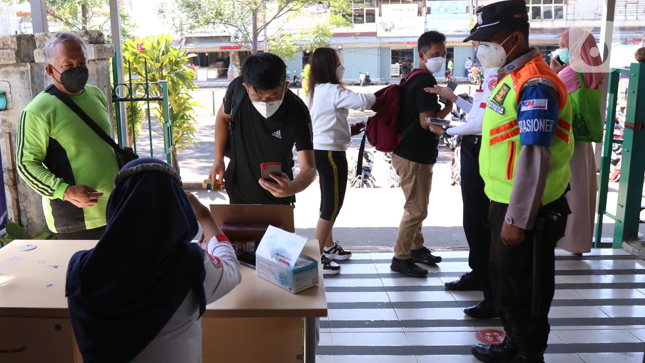Penumpang Kereta Wajib Tunjukkan STRP