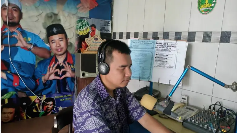 Perjuangan Pemuda Penyandang Tunanetra di Pasuruan, Raih Impian Jadi Penyiar Radio