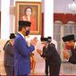 Jokowi melantik Nadiem Makarim sebagai Mendikbud-Ristek dan Bahlil Lahadalia sebagai Menteri Investasi/Kepala BKPM. (Dok Setpres)