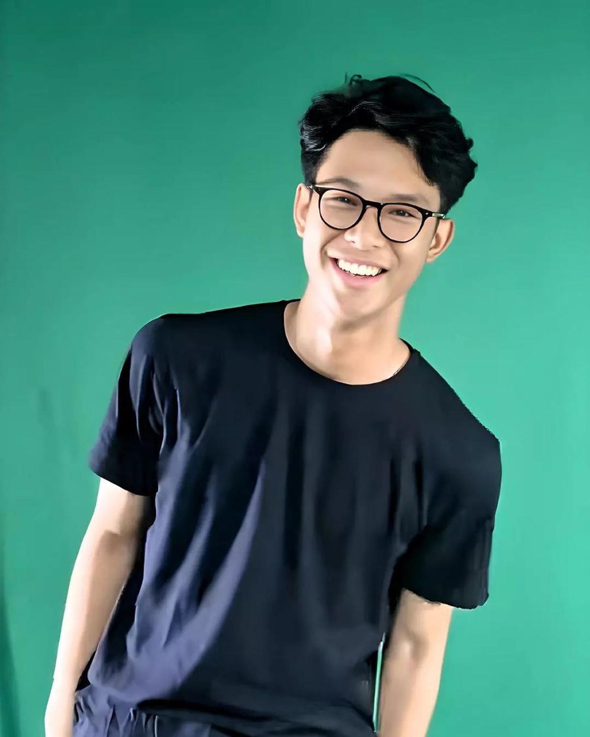 Sedang Jalin Asmara Dengan Eca Aura