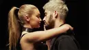 "Zayn merindukan Gigi. Bahkan ia pun sudah berusaha untuk membuat Gigi kembali," ujar sumber. (Youtube)