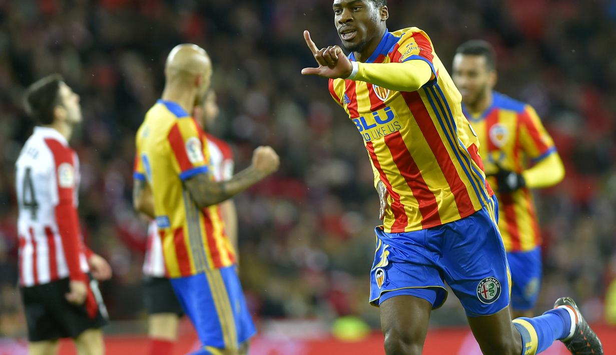 4. Geoffrey Kondogbia (Valencia) - Rating 88 (AFP/Ander Gillenea)
