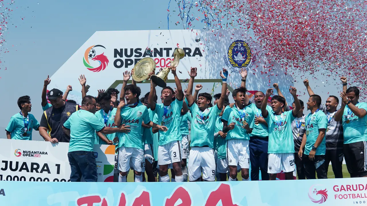 FOTO Persib U-17 Juara Nusantara Open 2023