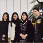 Pangeran Abdul Mateen, putra Sultan Brunei Darussalam Hassanal Bolkiah bersama dengan ibu dan kakak-kakaknya. (Foto: Instagram/@tmski)