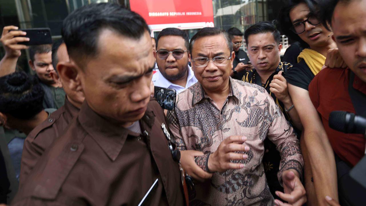 FOTO: Bupati Pati Sudewo Kembali Diperiksa KPK Terkait Dugaan Kasus Korupsi Jalur Kereta