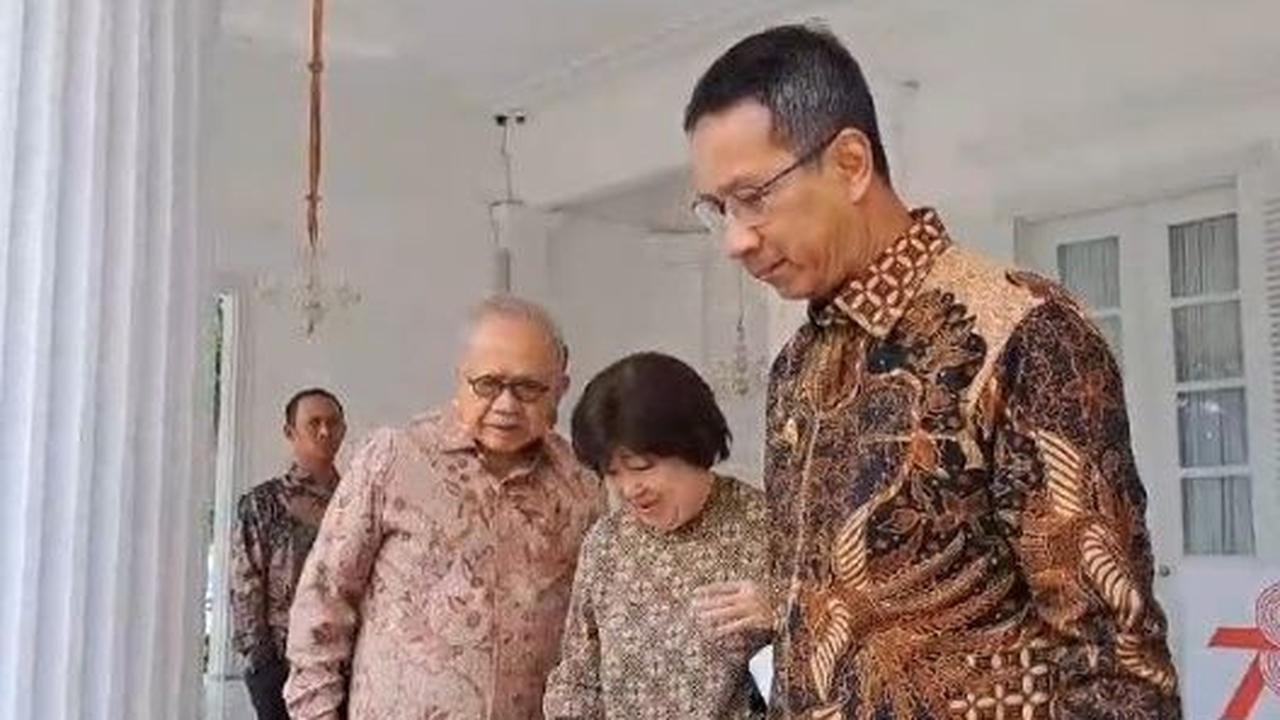 Heru menambahkan, Foke bahkan tak menyinggung keadaan saat ia memimpin Jakarta.