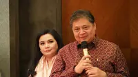 Ketua Umum DPP Partai Golkar, Airlangga Hartarto menyampaikan langsung ucapan terima kasihnya kepada seluruh mantan tenaga kesehatan (nakes) yang bertugas di Rumah Sakit Darurat Covid-19 (RSDC) Wisma Atlet Kemayoran. (Istimewa)