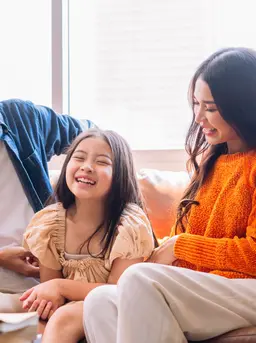 Sahabat Fimela, tidak ada orangtua yang benar-benar sempurna, terlalu mengejar kesempurnaan justru bisa membuat kamu merasa lelah, cemas, mudah menyalahkan diri sendiri, bahkan tanpa sadar membuat anak ikut merasa tertekan. [Dok/freepik.com/Lifestylememory]