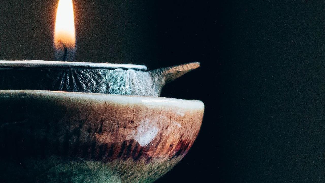 Anda pasti bertanya-tanya mimpi ular pertanda apa seusai mengalaminya. Arti mimpi ular bisa menjadi pertanda baik dan buruk.<br><br>Mimpi adalah pengalaman bawah sadar seseorang yang melibatkan pendengaran, penglihatan, pikiran, dan perasaan. <br><br>Sal