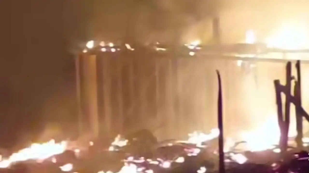 Sebuah kandang ayam di Banyuwangi ludes terbakar kerugian capai Rp300 juta (Istimewa)