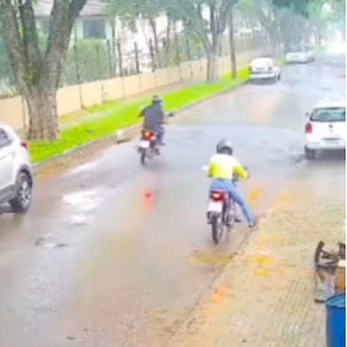 Pasangan Maling Tak Ada Setia-setianya