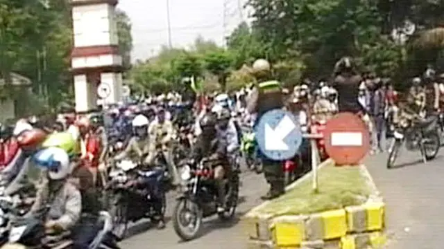 Ribuan Buruh Gresik Sweeping Perusahaan