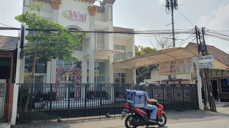 Pasien Tewas Usai Sedot Lemak, Polisi Datangi Klinik Kecantikan di Beji Depok