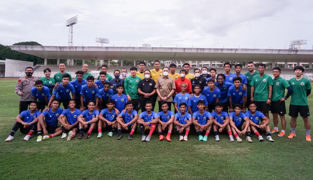 Timnas U-19 Indonesia dijadwalkan akan menjalani TC di Korea Selatan dalam dua sesi. Pertama di Gyeongsangbuk-do pada 13 hingga 24 Maret 2022, kemudian di Daegu pada 24 Maret hingga 10 April 2022. (Bola.com/Bagaskara Lazuardi)