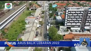 Perbarui informasi Anda bersama Fokus edisi (07/05) dengan pilihan berita - berita sebagai berikut, Pemudik Terjebak Longsor, Arus Balik Lebaran 2022, Wisata Dusun Semilir.