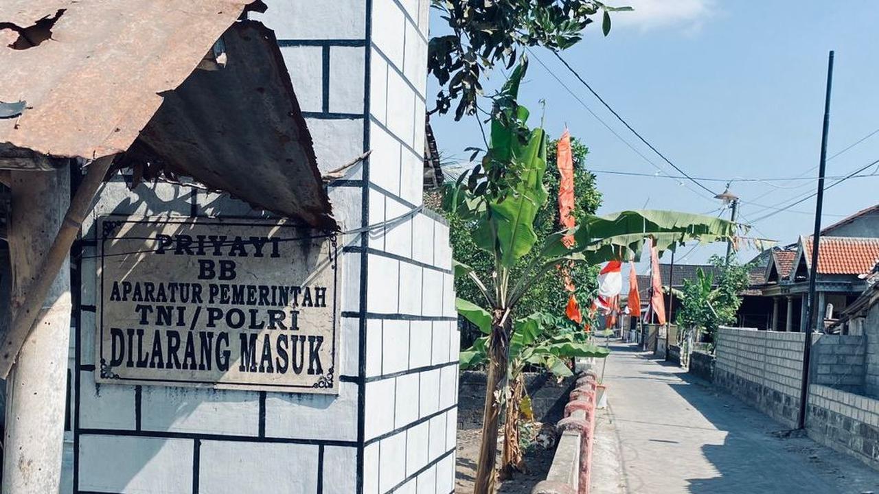 Di Kediri selain memiliki mitos terhadap kepala negara yang melewati Sungai Brantas maka sang presiden akan lengser, ternyata di wilayah Kabupaten Kediri juga ada kisah yang lain.