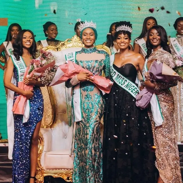 Sosok Shatu Garko, Hijaber Pertama Pemenang Miss Nigeria 2021