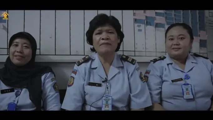 [Bintang] Bikin Salut, Ternyata Begini Kehidupan Penjaga Tahanan Wanita