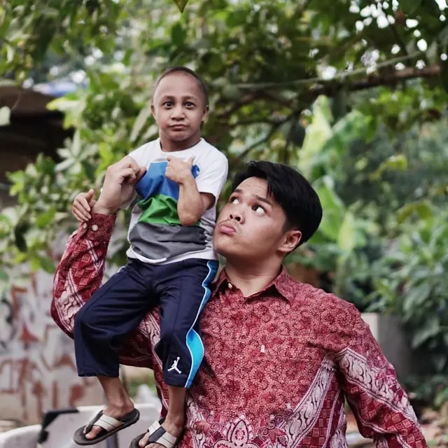 Dicky Topan Pemeran Adik Si Entong