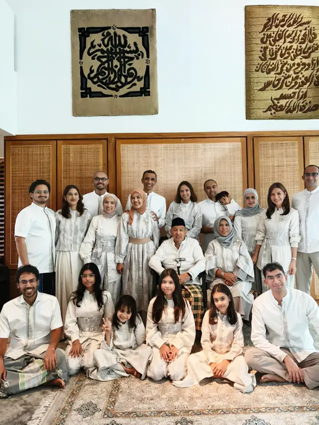 Unggahan Terakhir Najwa Shihab Bersama Suami (Foto: Instagram @najwashihab)