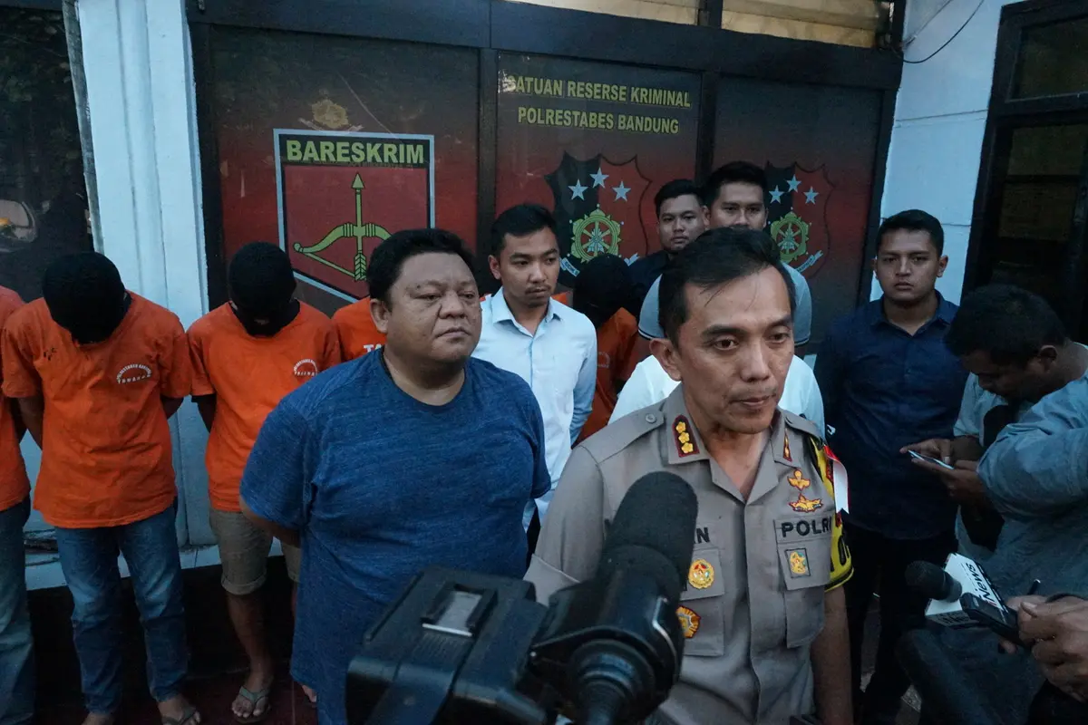 Polisi rilis 6 tersangka baru penygeroyok Haringga Sirla (Liputan6.com/Huyogo Simbolon)