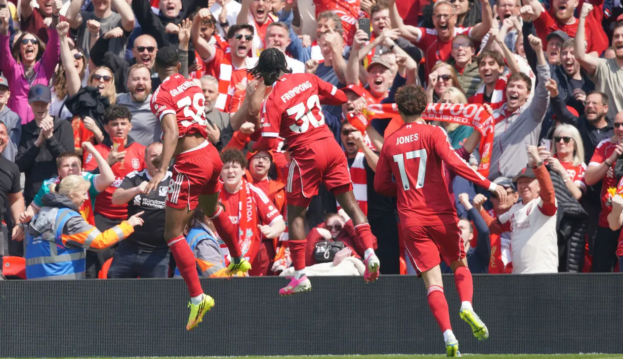 The Reds awalnya mampu mencetak gol terlebih dahulu melalui lesatan indah dari Ryan Gravenberch pada menit keenam. (AP Photo/Ian Hodgson)