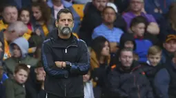 Quique Sanchez Flores. Setelah sukses menangani Watford di periode pertama pada 2015/2016, ia kembali ditunjuk sebagai pelatih pada musim 2019/2020. Ia hanya bertahan 85 hari di periode kedua usai meraih 2 kemenangan, 4 hasil imbang dan 6 kekalahan dari 12 laga. (AFP/Geoff Caddick)