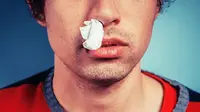 Pernahkan Anda penasaran, kenapa hidung hanya tersumbat atau mampet sebelah saat sedang flu?
