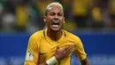 Neymar Jr merayakan golnya ke gawang Kolombia pada kualifikasi Piala Dunia 2018 zona Conmebol di Manaus, Brasil, (7/92016) WIB. (AFP/Vanderlei Almeida)