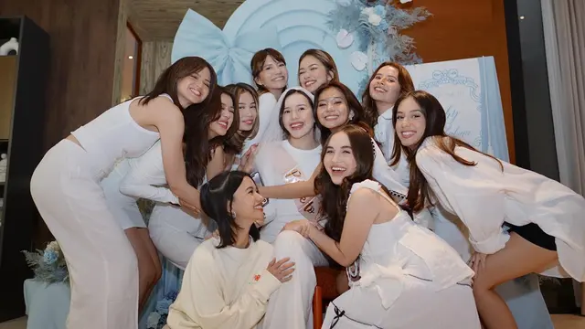 8 Potret Bridal Showe Beby Tsabina Bareng Sahabat, Dihadiri Banyak Seleb