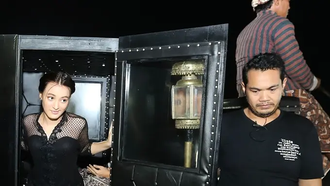 [Bintang] Mawar Eva De Jongh