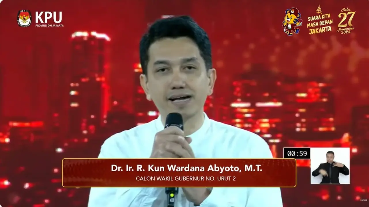Cawagub Jakarta nomor urut 2 Kun Wardana dalam debat perdana Pilkada Jakarta 2024, Minggu (6/10/2024) di JIExpo Kemayoran, Jakarta Pusat.