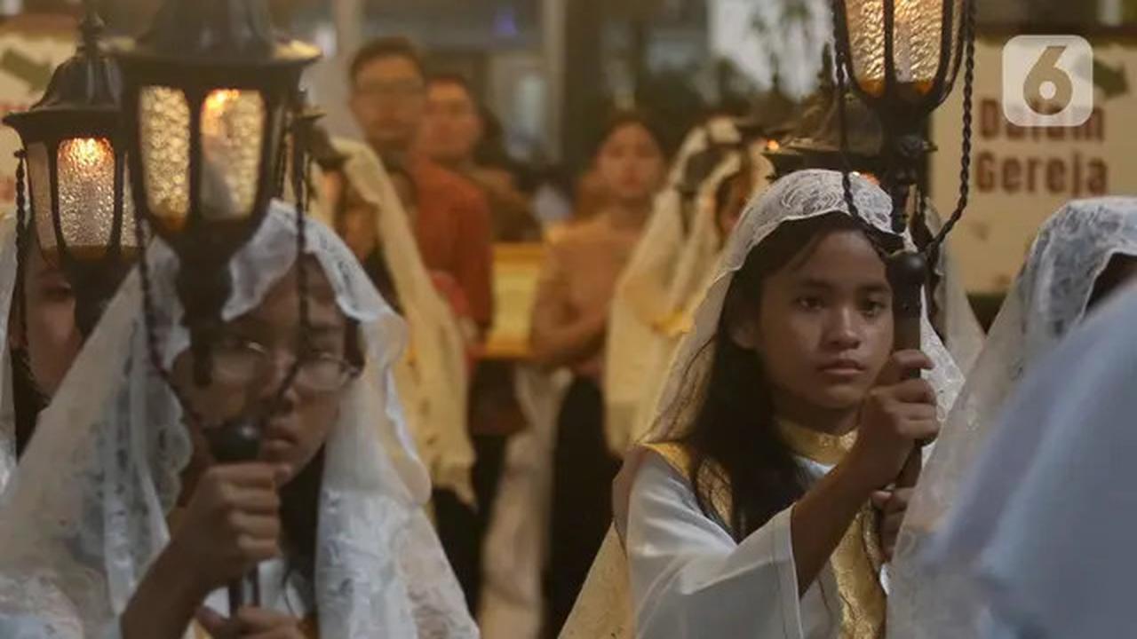 Khidmat, Misa Malam Natal di Gereja Katedral Jakarta