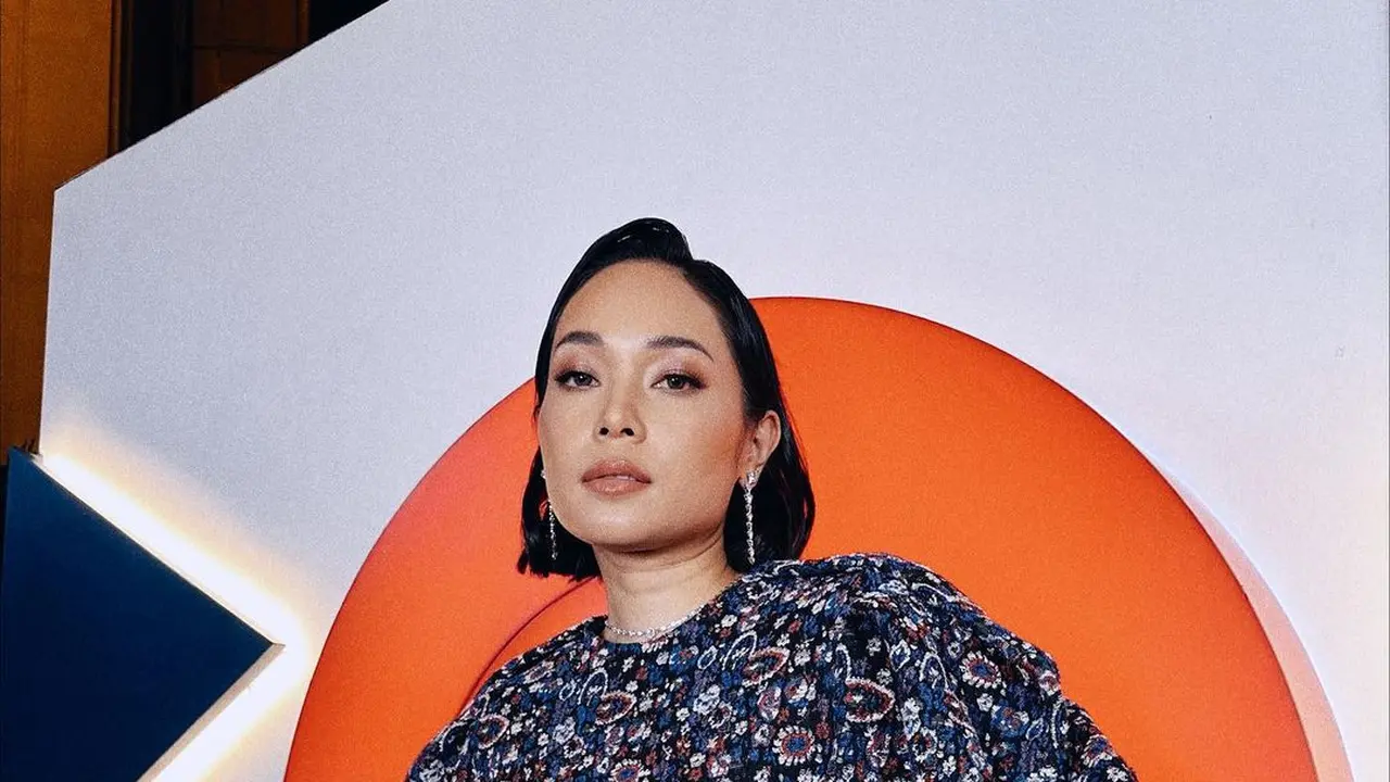 3 Rekomendasi Fashion Item yang Wajib Dibeli Saat Harbolnas 12.12 dari Ayla Dimitri