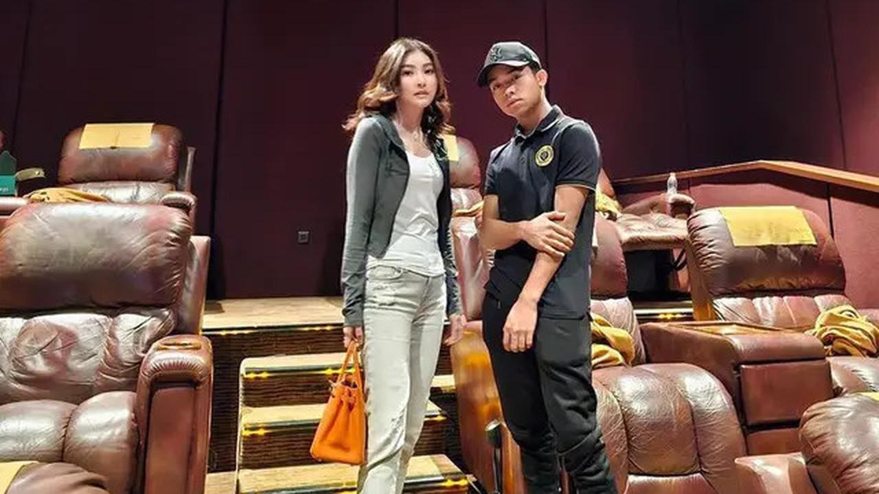 Tampil Kompak