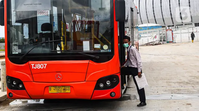 Transjakarta Rute Stadion JIS-Senen Mulai Beroperasi