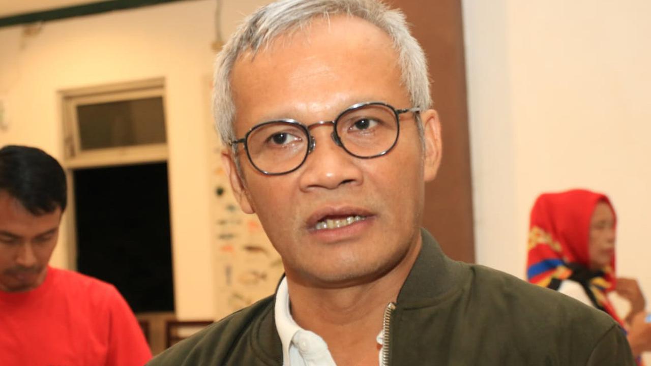 VIDEO: Saran Tegas PDIP "Jangan Minta Jokowi Buktikan Ijazahnya Asli, yang Gugat..."