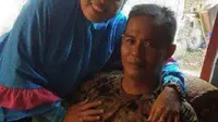 Gigi palsu itu tertelan anggota TNI saat asyik makan kapurung di rumah kerabatnya. (dok.istimewa)