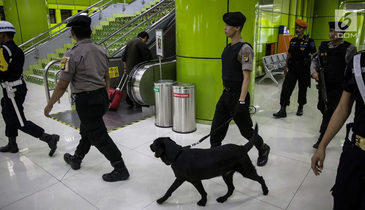 Anjing Pelacak Mulai Disiagakan Di Stasiun Gambir News Liputan6 Com