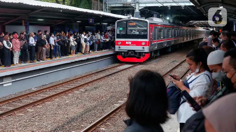 Kini Naik Trasportasi Umum Diperbolehkan Tidak Mengenakan Masker