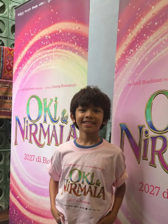 Pemeran Oki di film Oki dan Nirmala, Azzamy Syauqi.  (Ratnaning Asih/ Liputan6.com)