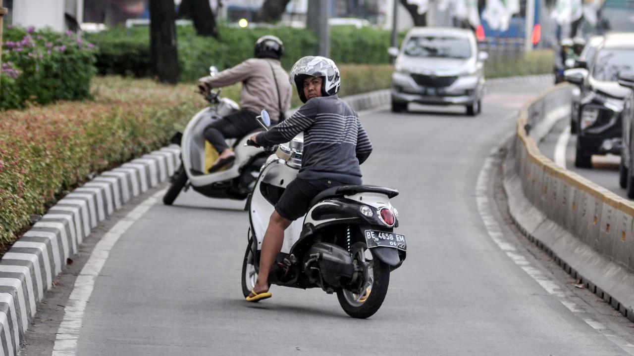 Polisi Buka Peluang Mobil Dinas Pejabat Dilarang Masuk Jalur TransJakarta