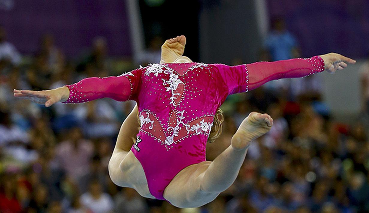 Aksi pesenam Italia pada Pesta Olah Raga se Eropa di Baku, Azerbaijan. (REUTERS/Kai Pfaffenbach)