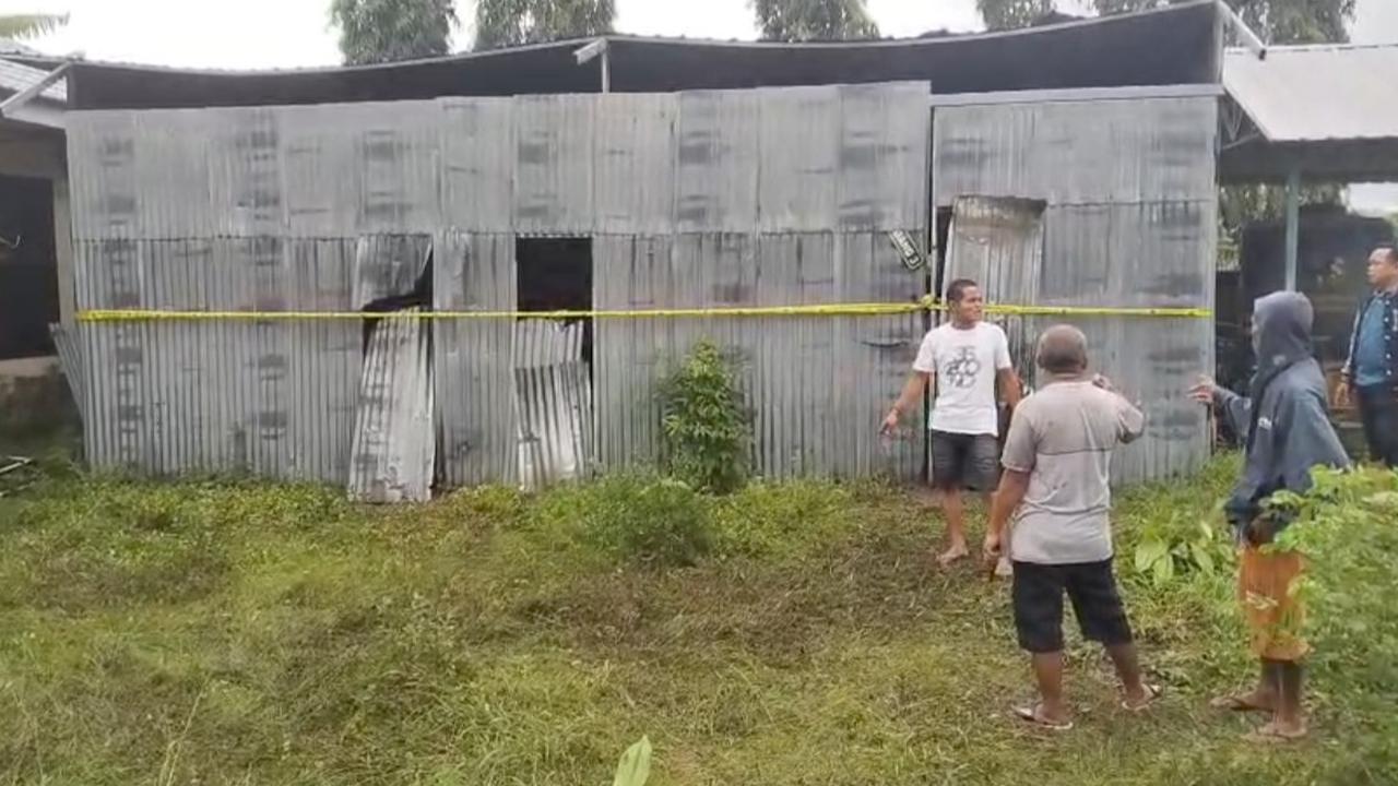 Gudang RSUD Padjonga Dg Ngalle Takalar Terbakar, Diduga Akibat Tersambar Petir